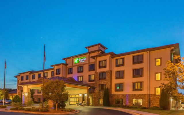 Holiday Inn Express Hotel & Suites Lexington NW-The Vineyard, an IHG Hotel