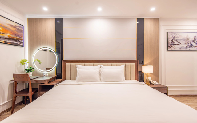 Reyna Luxury Hotel – Guest Rooms – Hanoi