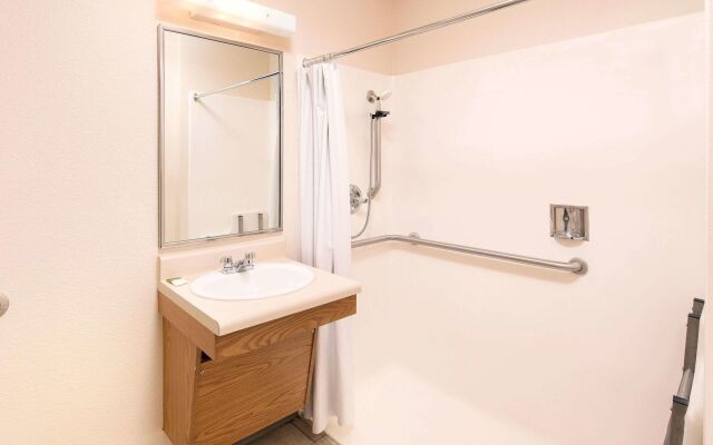 WoodSpring Suites Charlotte Gastonia