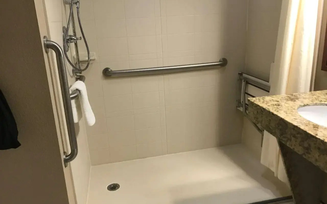 BEST WESTERN Plus Crawfordsville Hotel