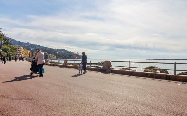 Spacious Apartment in Rapallo with Balcony