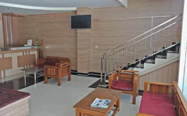Hotel Tri Multi