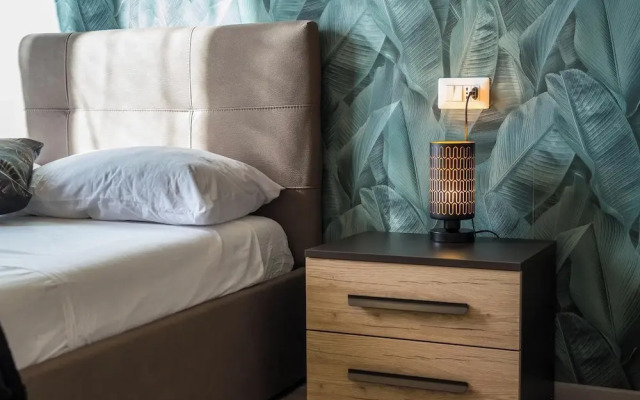 Rome Termini Caesar Coulour Suite