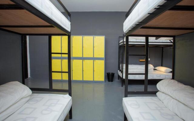 Yakety Yak Hostel