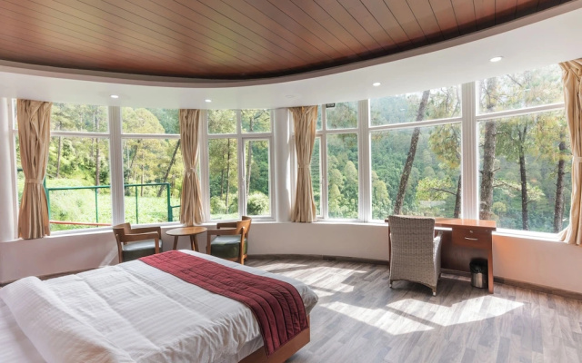 Himalayan Splendour Resort