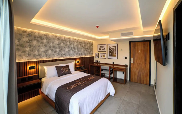 HOTEL GRAND LORBE by JAMM