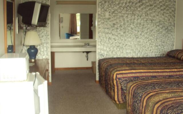 Pine Grove Motel