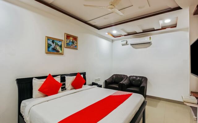 OYO 13062 Kamala Residency-Inn