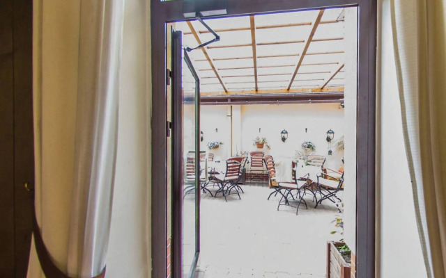 Kajzer Hostel