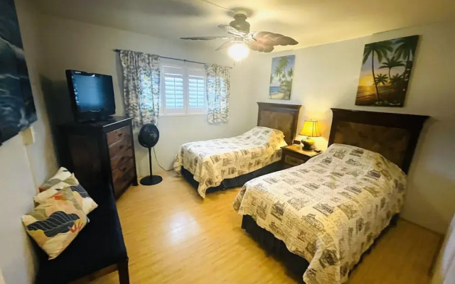 Menehune Shores 223 2 Bedroom Condo