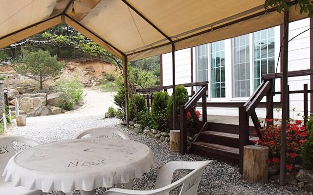 Wongju Pine Pension