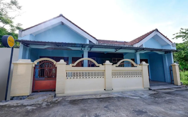 Griya Widya Syariah by OYO Rooms