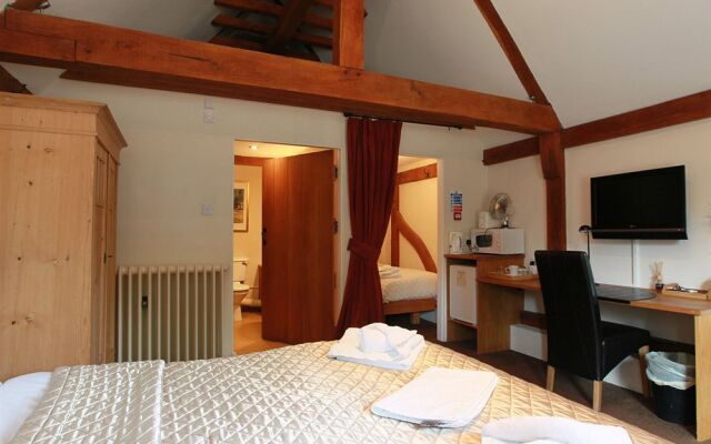 Tonge Barn