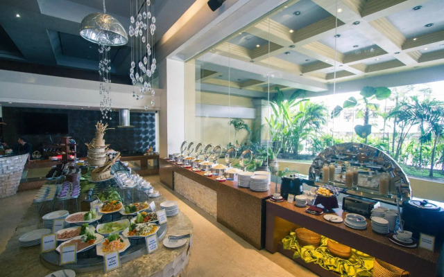 The Royal Mandaya Hotel