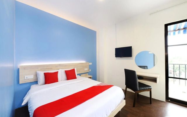 OYO 778 BMW 2 Hotel