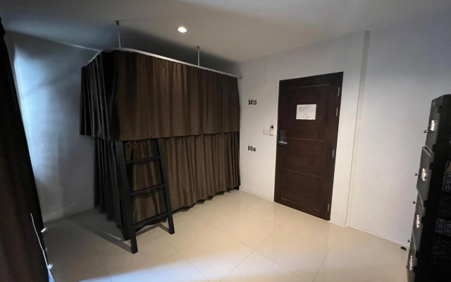 Litera Hostel