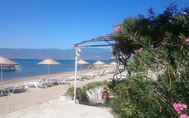 Altin Camp & Park Hotel