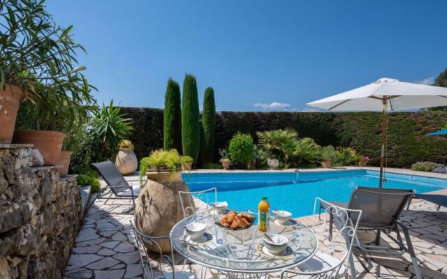 Belvedere 43085