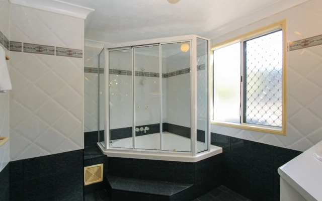 Champagne Apartment 1