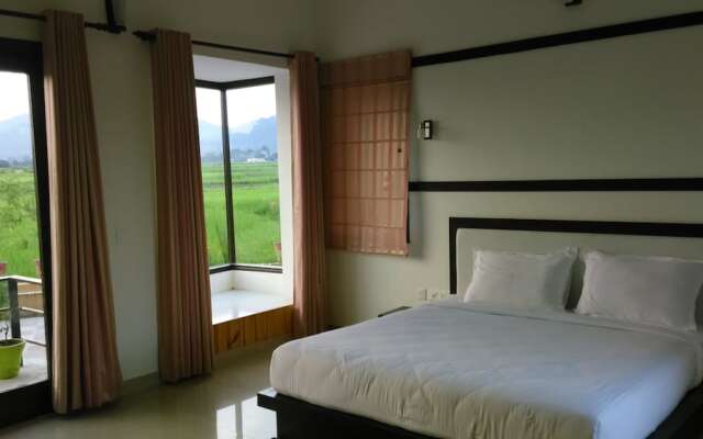 OYO Premium Corbett Jhirna