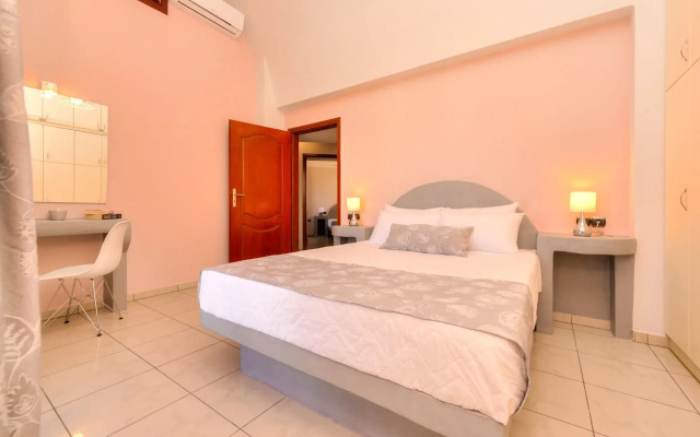 Akrotiri Apartments