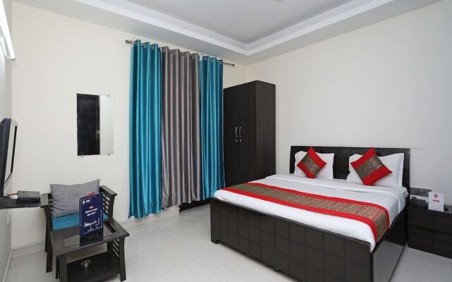 OYO 9994 Springs Homes