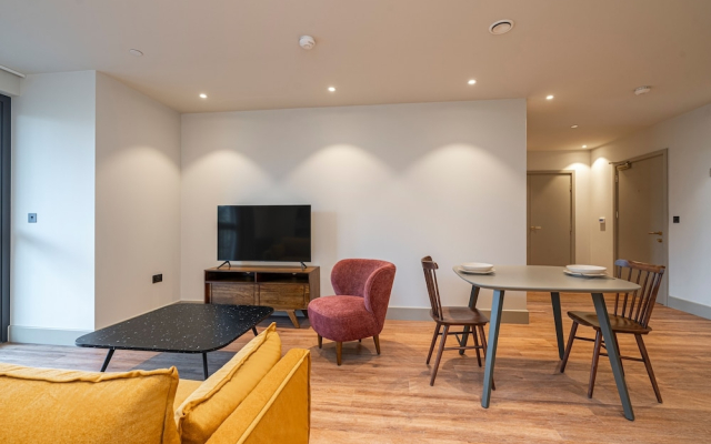 Smart North London Apartment
