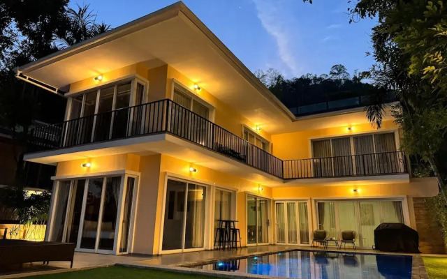 Luxury with Ocean Views&Private Rooftop