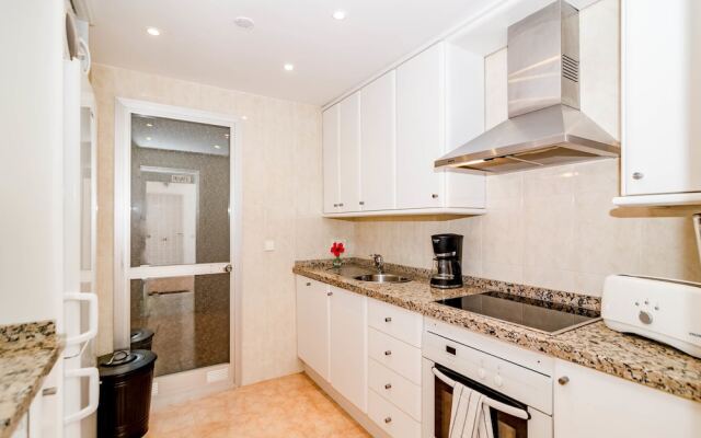 Apartment Los Dragos - Roomservice