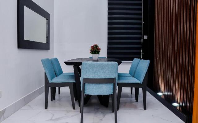 Well Furnished Luxury 1 Bedroom @ America Luxury Extended Stay