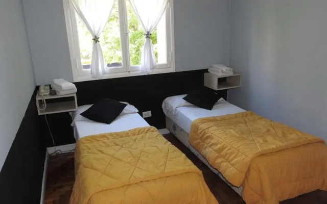 24 11 Petit Hotel