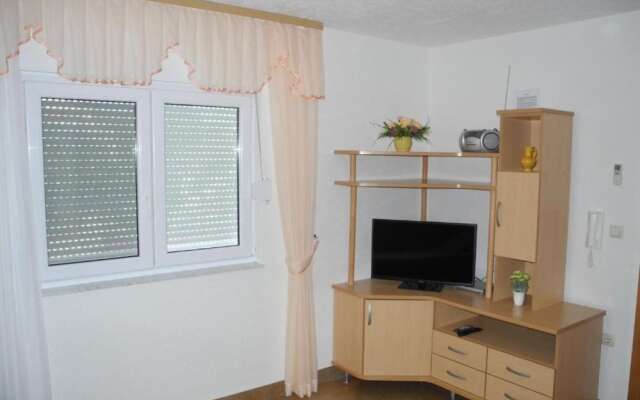 Maca - Seaview & Private Parking - A1