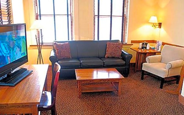 The Branch House & Suites By Gold Dust