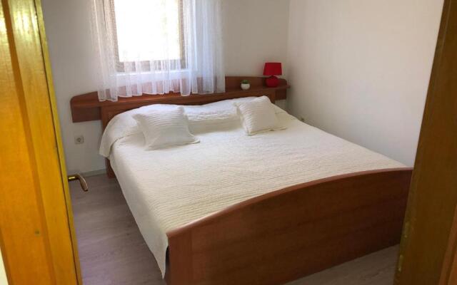 Apartments Vrdoljak