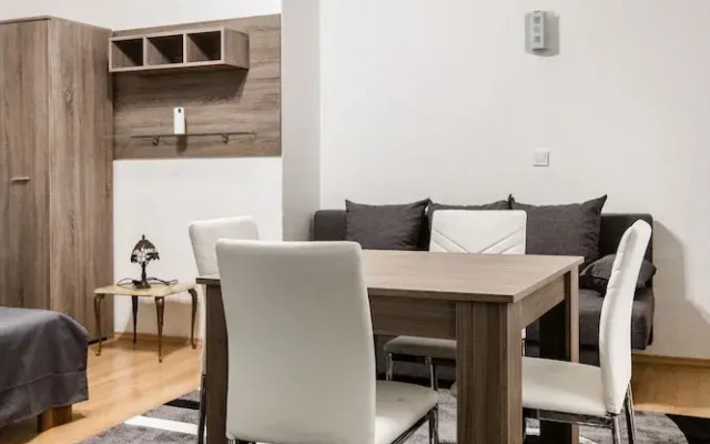 Wesselenyi Design Apartment