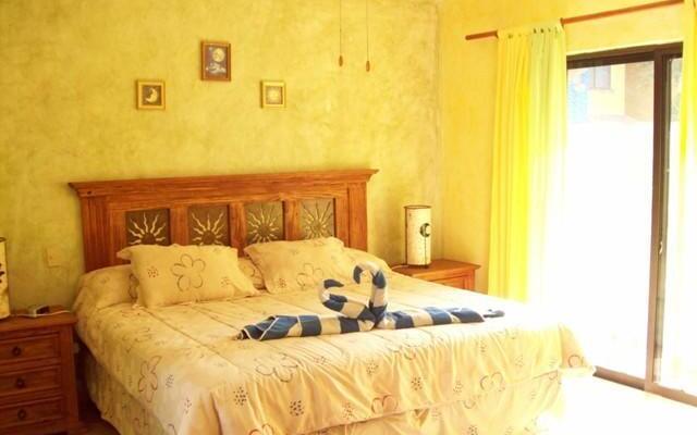 Hacienda del Carmen Condominium