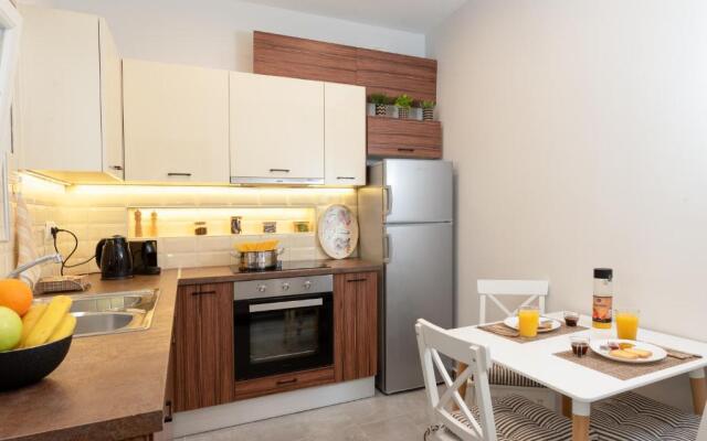 Cozy Corner - Central Stylish Apartment