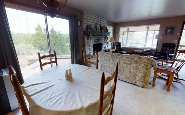 Mountain Ranch Cabin Stunning