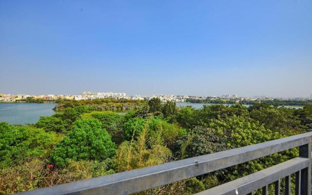 Fabhotel Gr Lake View