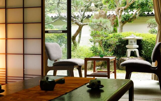 Tamagohada Bijin no Yu Miharuen
