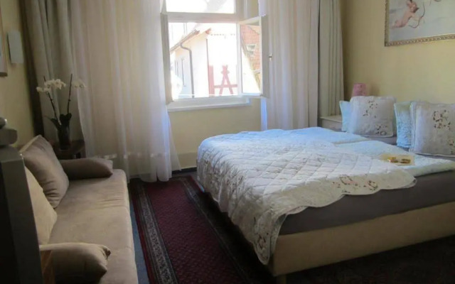 Hotel-Pension Adler Untertürkheim