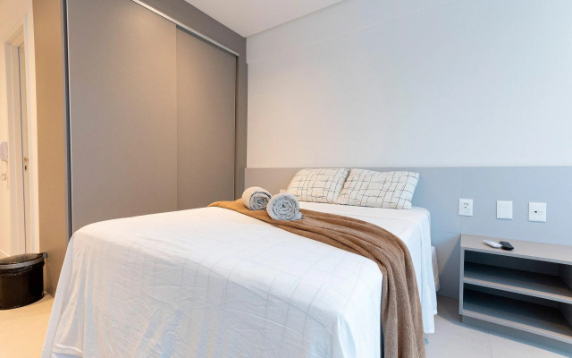 Rooftop #706 - Suíte em Boa Viagem por Carpediem