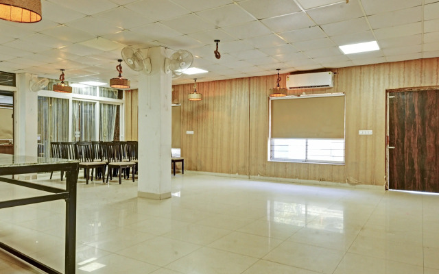 Super OYO Collection O Mountain View Resort