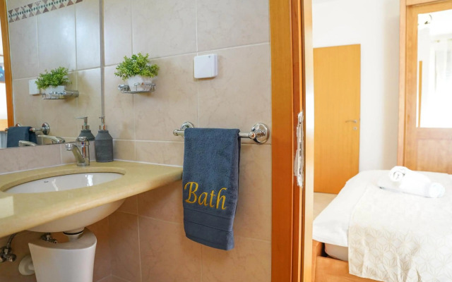 two bed room apartment 5 min walk to the beach