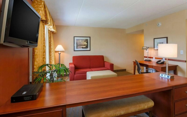 Hampton Inn & Suites Poughkeepsie