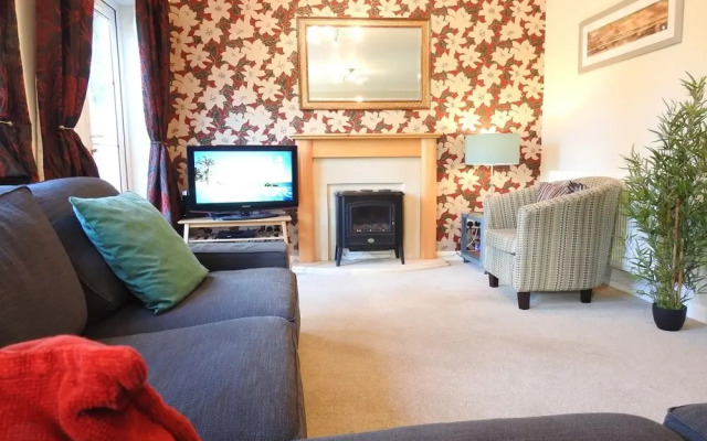 Grove House