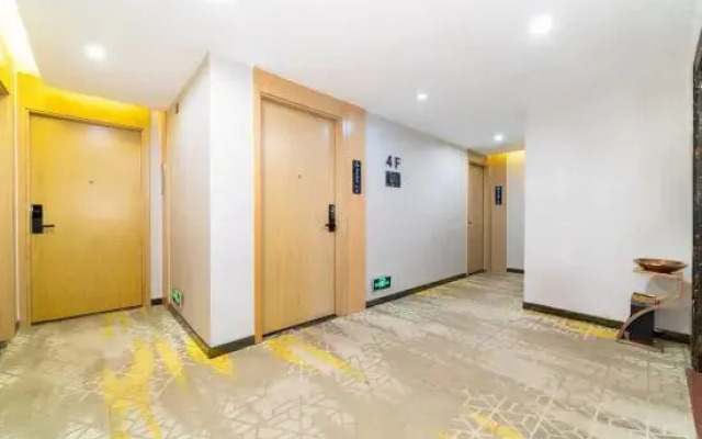 Yifan Hotel