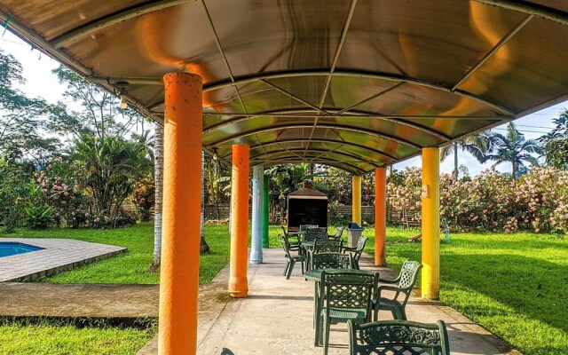 Puerto Quito Lodge