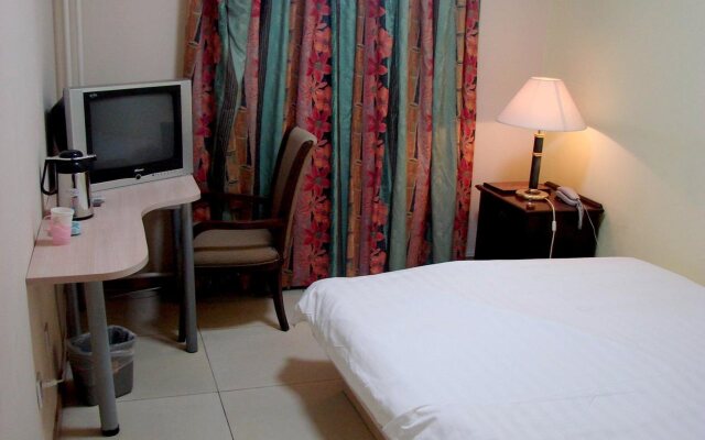 365 inn - Hostel