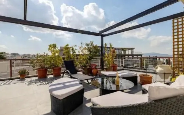 Top floor ap Huge balcony with astonishing view